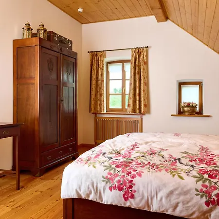 Four-bedroom Bajer *