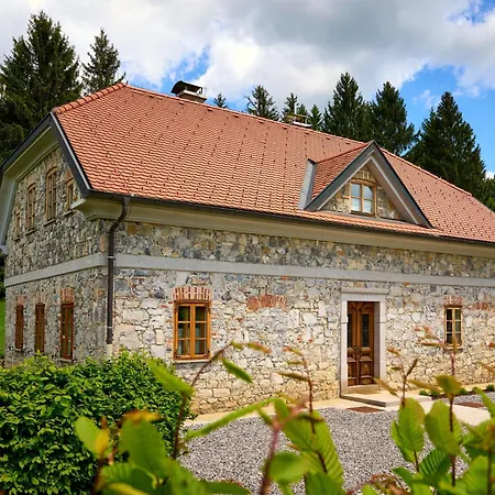 Four-bedroom Bajer Villa *
