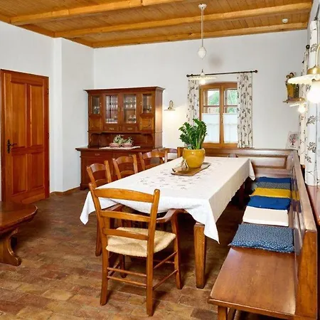 Four-bedroom Bajer Stari Trg pri Lozu