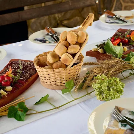 Villa Four-bedroom Bajer *