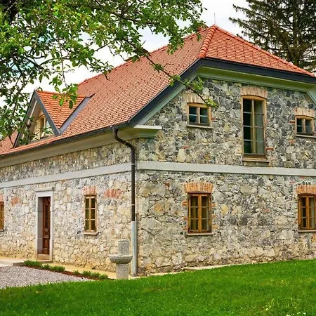 Four-bedroom Bajer *
