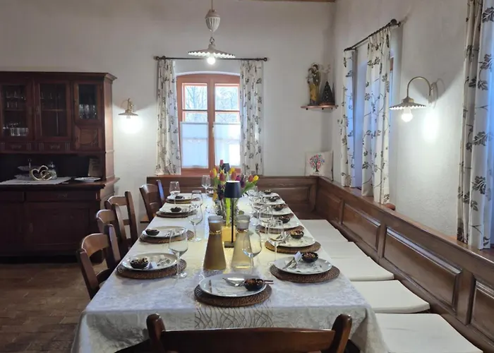 Four-bedroom Bajer Stari Trg pri Lozu